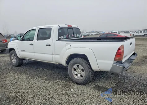 2005 Toyota Tacoma Double Cab Long Bed z USA, uszkodzony, nr VIN 5TEMU52N85Z063964